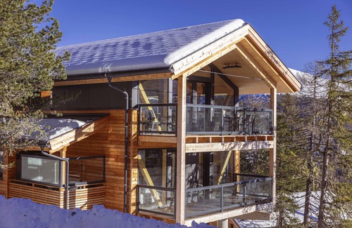 Turracher Hohe Ski Chalet | Superior Chalet # 13 with Sauna & Hot Tub