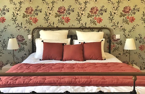 Le Fresne-Camilly Bed & Breakfast | Superior double room with garden view - l'Elégante