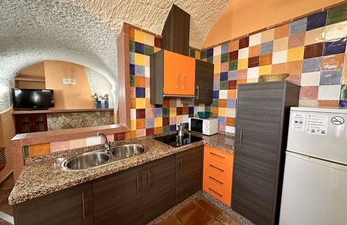 Benalua de Guadix Apartment | Superior Family Cave for 4 people