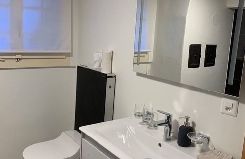 Andelfingen District House | Superior Family Apartment in old house built in 1707