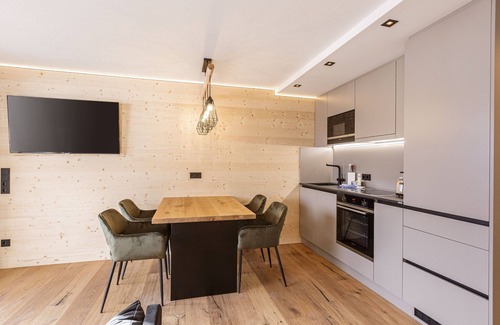 Lermoos Apartment | Superior Ferienwohnung für 4 Personen