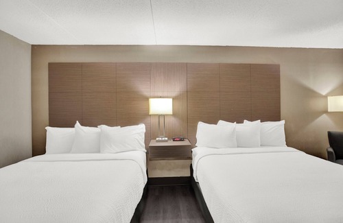 Thunder Bay Hotel | Superior Inn Hotel and Conference Centre Thunder Bay