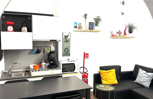 Quartieri Spagnoli Apartment | Superior - Regina Giovanna Apartments