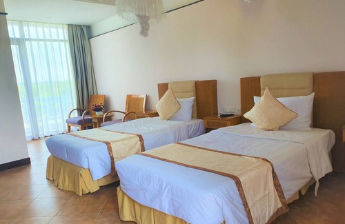 Thuan An Resort | SUPERIOR ROOM WITH LAGOON VIEW AT SUN & SEA RESORT