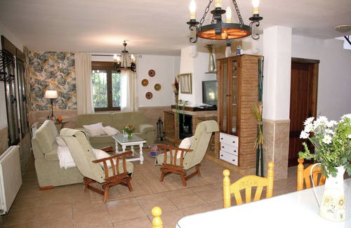 Pozo Alcon Cottage | Superior Rural House