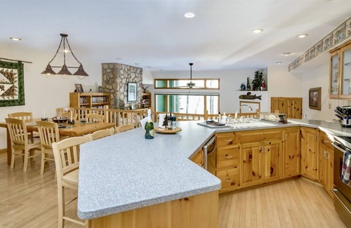 Tofte House | Superior Sanctuary on Lake Superior. Just 6 mi from Lutsen Mountain ski resort!