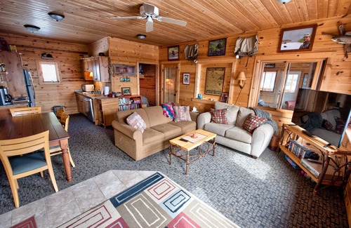 Lutsen Cabin | Superior Views - a safe place on 13 acres With A Private Wilderness Setting