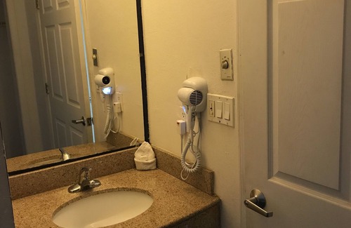 Absecon Hotel | Superlodge Atlantic City Absecon