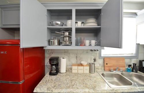 Greater East End Apartment | SuperValue Suite #5 @ East End Revitalized