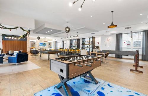 Hackensack River Waterfront Apartment | Supreme 2 Bedroom Condo in Prime Jersey City
