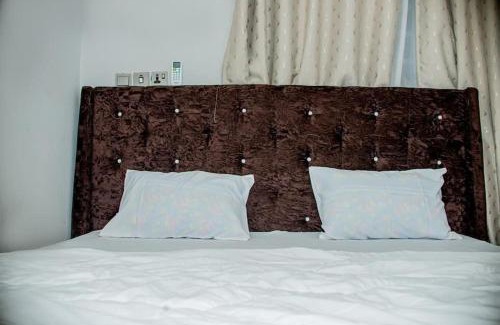 Alimosho Apartment | Supreme 3-BED-Duplex With 24HRS PWR & FREE Wi-Fi