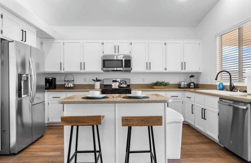 North Las Vegas House | Supreme 5BDR Oasis w/Pool,Pickle Ball,Golf & More!