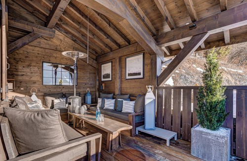 Montriond Ski Chalet | Supreme Alpine Chalet sleeping 12-15 with indoor pool, sauna, hammam, solarium, hot tub, and gym