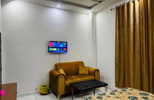 Punjab Apartment | Supreme Apartments