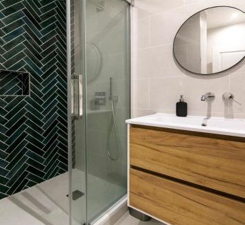 Notre-Dame du Mont Apartment | Suprenant T2 entièrement refait avec gout