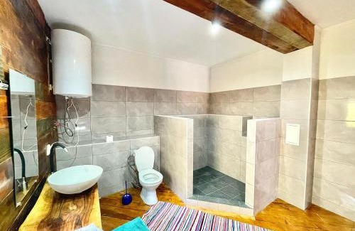 Yasinya Bed & Breakfast | Suputnyk