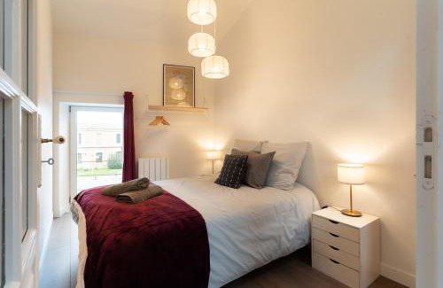 Lapeyrouse-Fossat Apartment | Sur la place , centre village cosy & calme 2CH