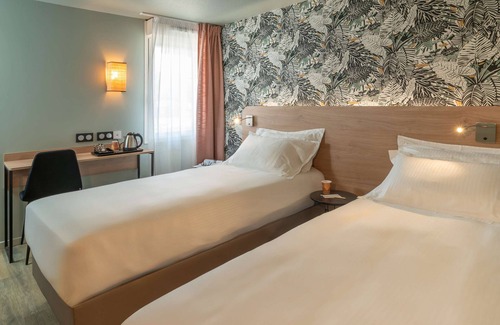Tonnay-Charente Hotel | Sure Hotel by Best Western Rochefort-Sur-Mer