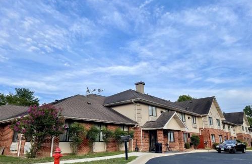 Prince Frederick Hotel | SureStay by Best Western Prince Frederick