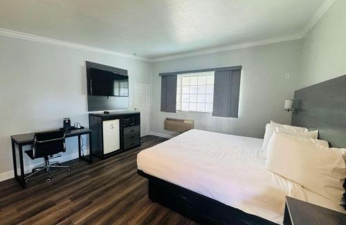 Downtown Hotel | SureStay by Best Western Fresno Central