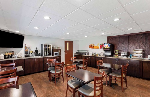Grayson Hotel | SureStay by Best Western Grayson