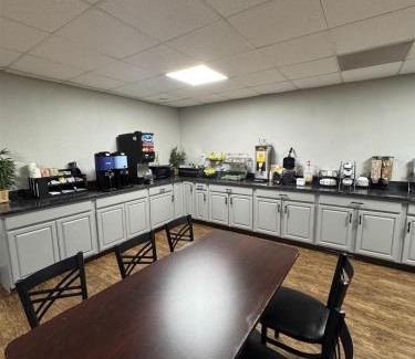 Greenville Hotel | SureStay by Best Western Greenville