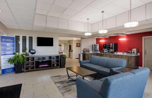 Higginsville Hotel | SureStay Hotel by Best Western Higginsville