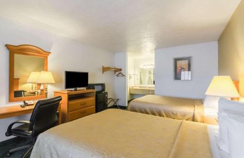 Summersville Hotel | SureStay Hotel by Best Western Summersville