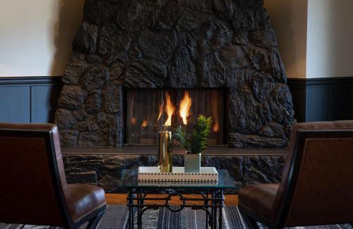 Castlegar Hotel | SureStay Hotel by Best Western Castlegar
