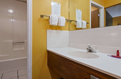 Greenville Hotel | SureStay Hotel by Best Western Greenville