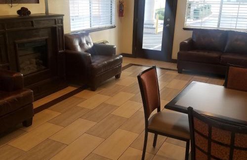Hollister Hotel | SureStay Hotel by Best Western Hollister
