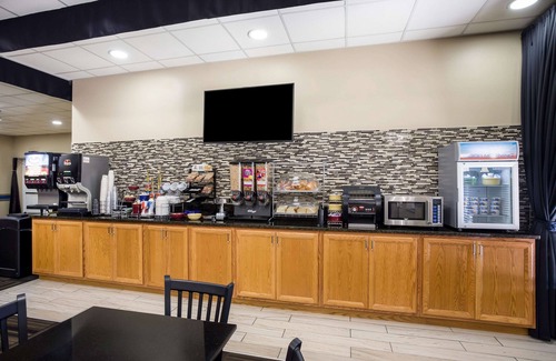 Bardstown Hotel | SureStay Hotel by Best Western Bardstown General Nelson