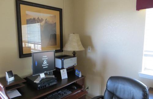 Fernley Hotel | SureStay Hotel by Best Western Fernley