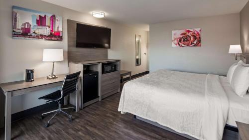Findlay Hotel | SureStay Hotel by Best Western Findlay