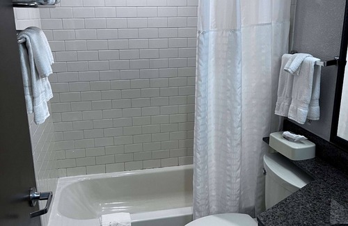 Corydon Hotel | Surestay Plus By Best Western Corydon