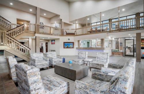 Greenwood Hotel | SureStay Plus Hotel by Best Western Greenwood