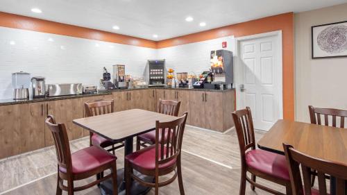 Hesperia Hotel | SureStay Plus Hotel by Best Western Hesperia