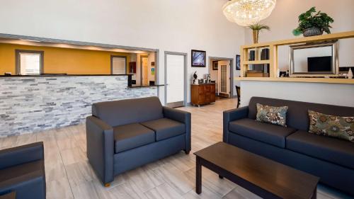 Hammond Hotel | SureStay Plus Hotel by Best Western Hammond