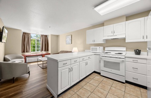 Rocklin Hotel | SureStay Plus Hotel by Best Western Rocklin