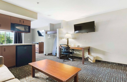 Rocklin Hotel | SureStay Plus Hotel by Best Western Rocklin
