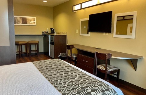 Buckhannon Hotel | SureStay Plus Hotel by Best Western Buckhannon