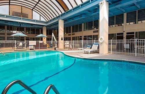 Newtonville Hotel | SureStay Plus Hotel by Best Western Albany Airport