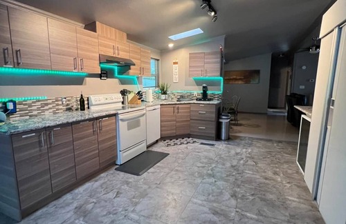 Canyon Lake House | Surf and Stay at Canyon Lake