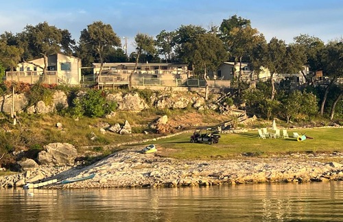 Canyon Lake House | Surf and Stay at Canyon Lake