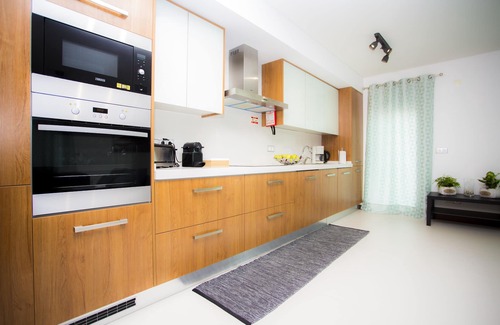 Peniche Apartment | Surf And Stones