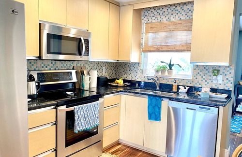 Wilbur-By-The-Sea House | Surf Bungalow- One block from the beach!