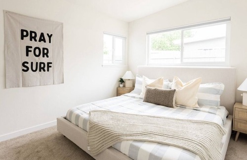 North Clairemont Cottage | Surf Cottage w/Private Pool and Fire Pit Close to La Jolla Beaches