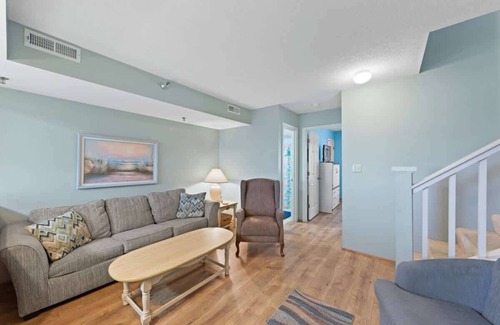 Ocean City Apartment | Surf Crest 205 |Boardwalk| South OC