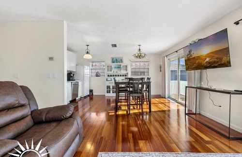 Surfcrest Village Cottage | Surf Crest Village 33 - 3 Bed, 2 Bath Cottage with Ocean View from 2nd Story.