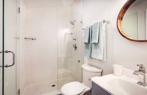 Hampton Hotel | Surf House
